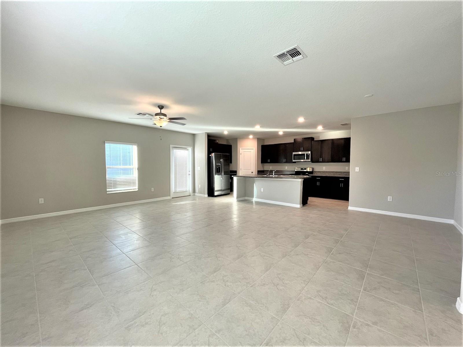 TOUCHSTONE PH 4 - Residential Lease