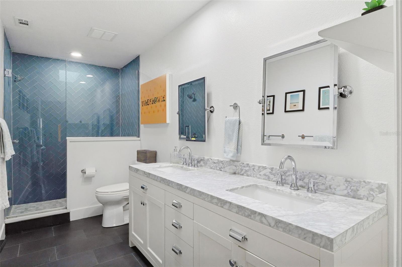 JENNIFER ESTATES - Residential