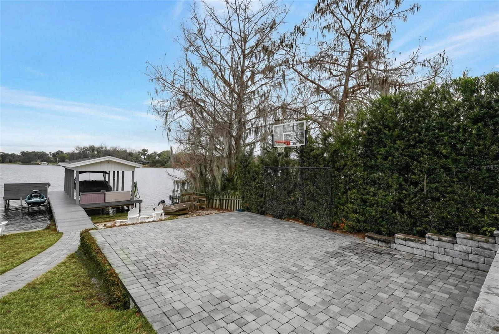 JENNIFER ESTATES - Residential