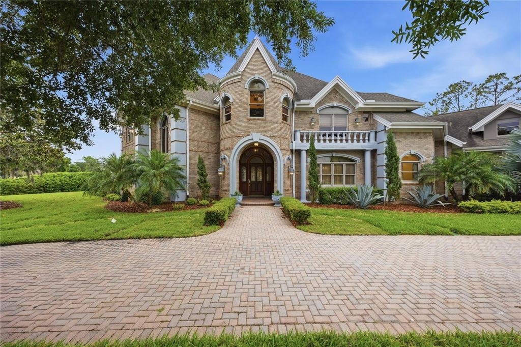 Photo of 4123 Highland Park Circle, Lutz, FL 33558 (MLS # TB8512226)