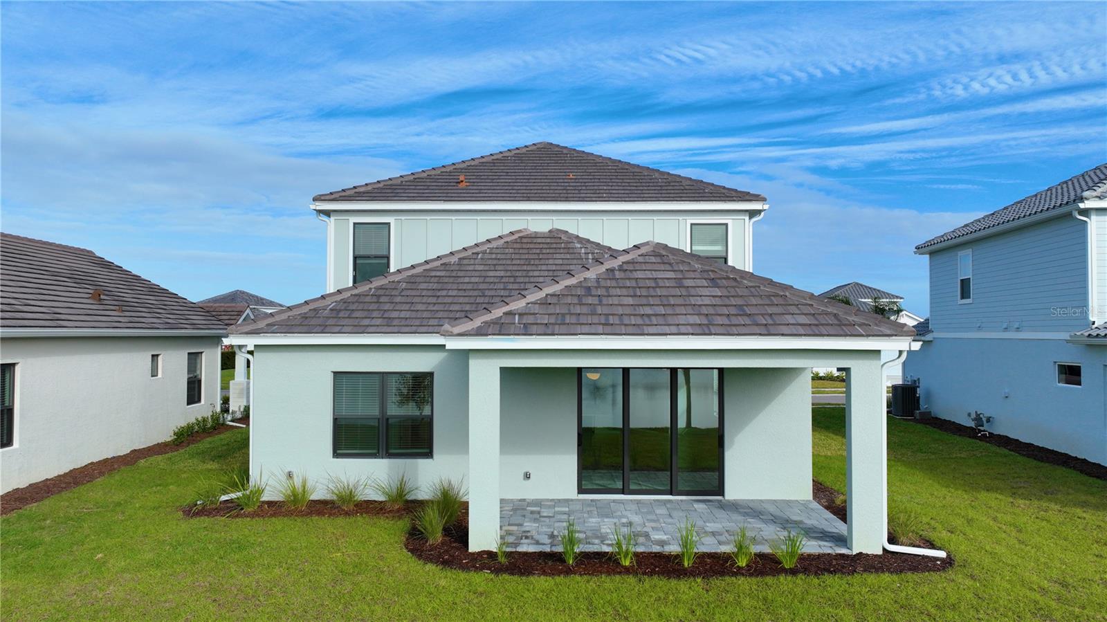 GRAND PARK - Residential Lease