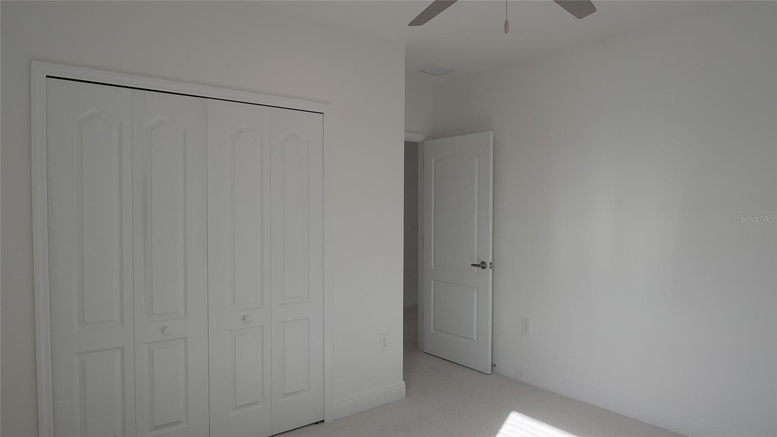 GRAND PARK - Residential Lease