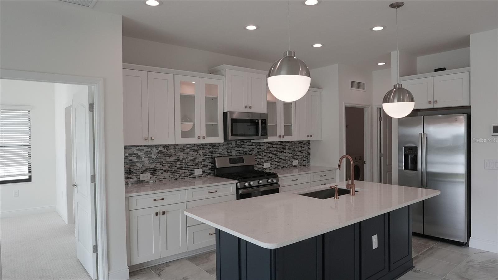 GRAND PARK - Residential Lease