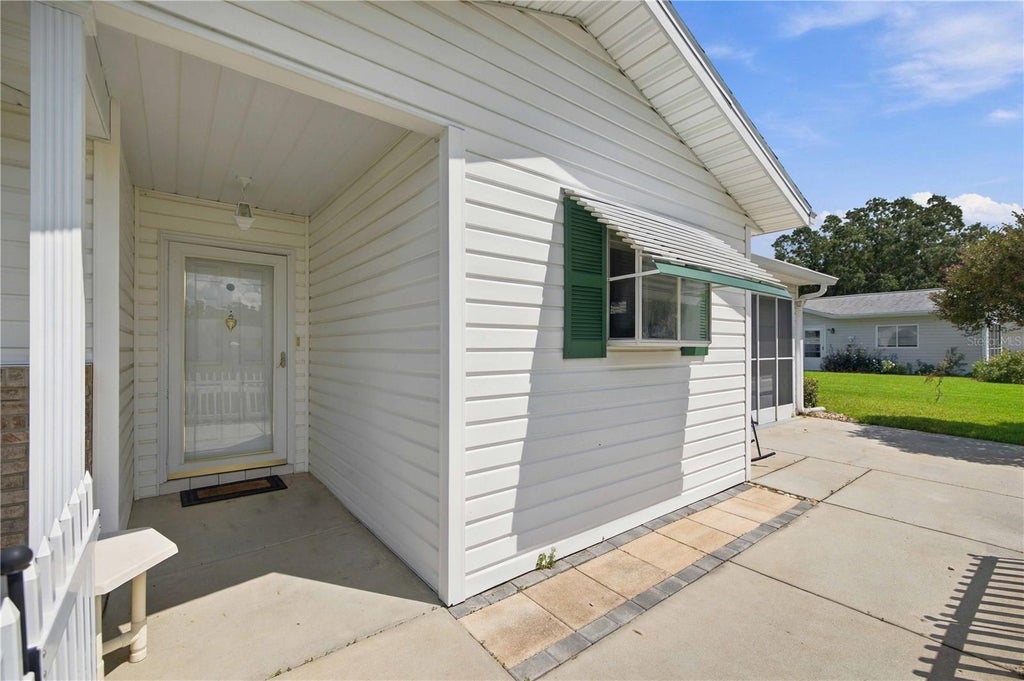 Photo of 17945 SE 104th Terrace, Summerfield, FL 34491 (MLS # G5117445)