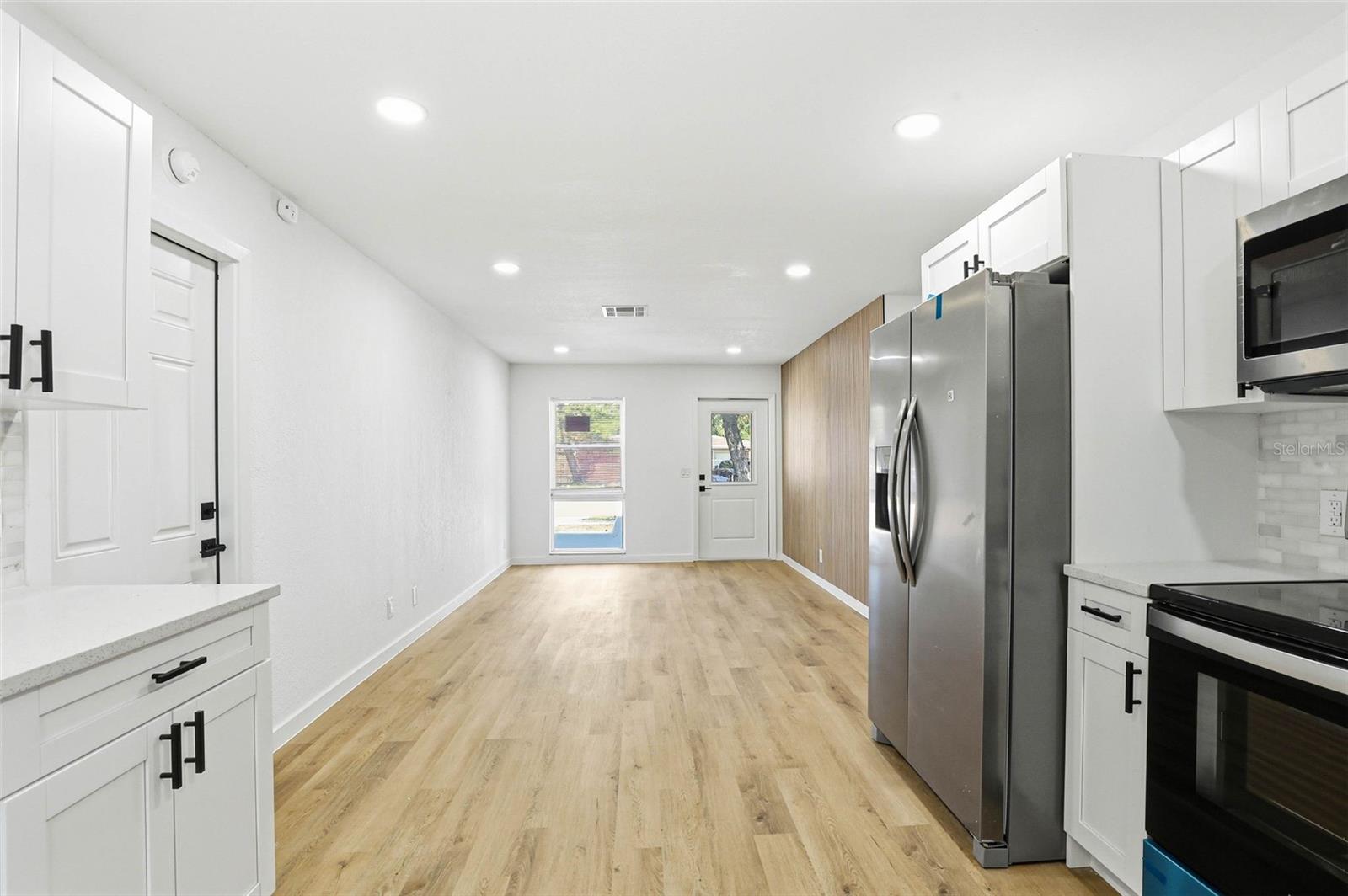 GANDY GARDENS 10 - Residential