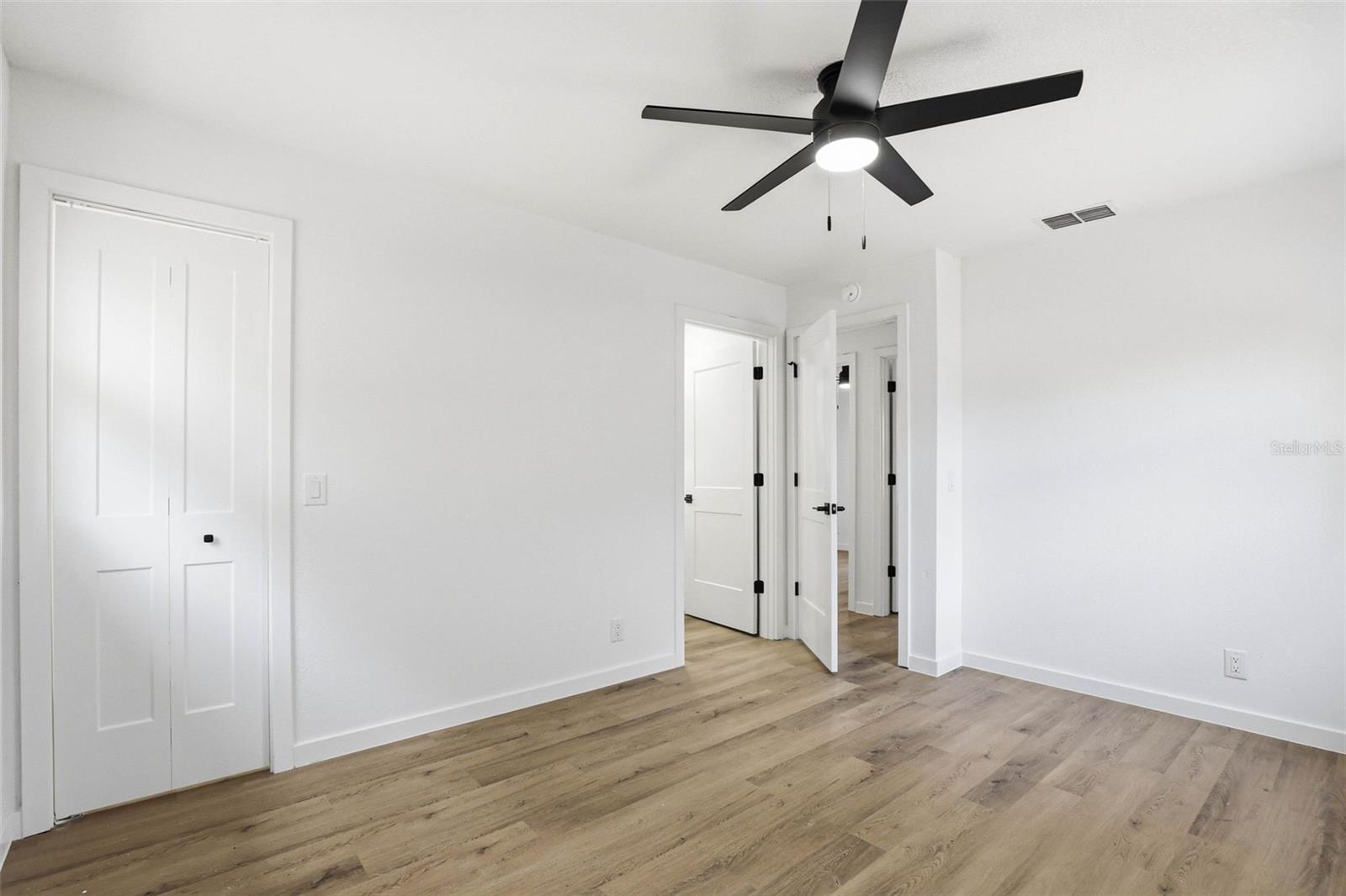 GANDY GARDENS 10 - Residential