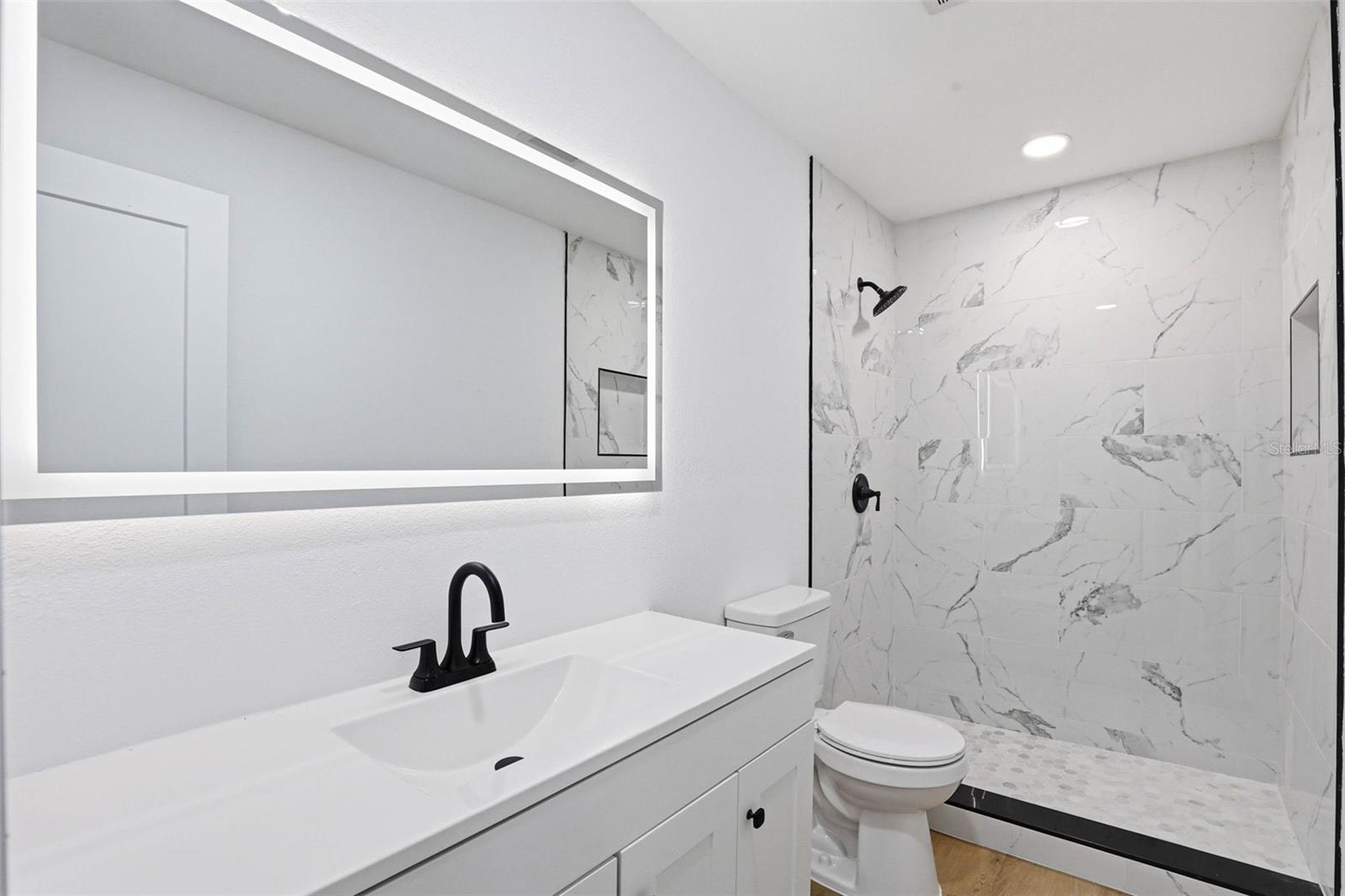 GANDY GARDENS 10 - Residential