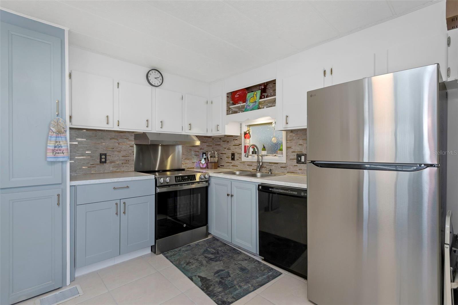 LAKE TARPON MOBILE HOME VILLAGE - Residential