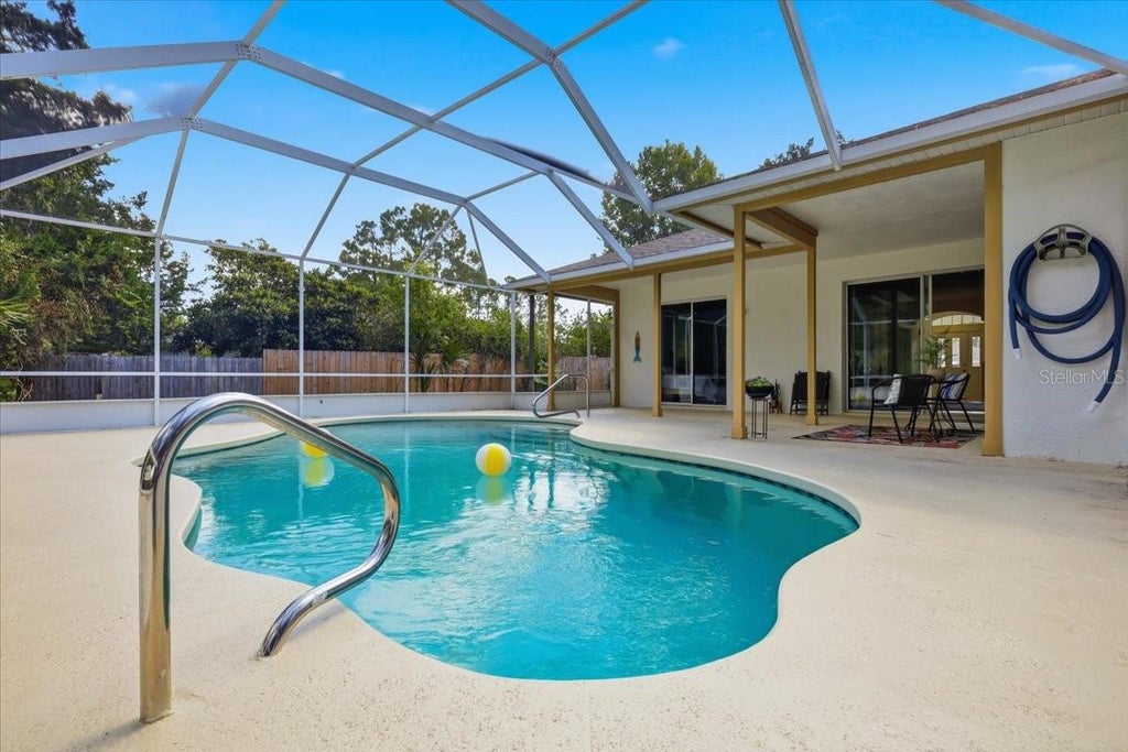 Photo of 4 Westglen Place, Palm Coast, FL 32164 (MLS # FC320145)