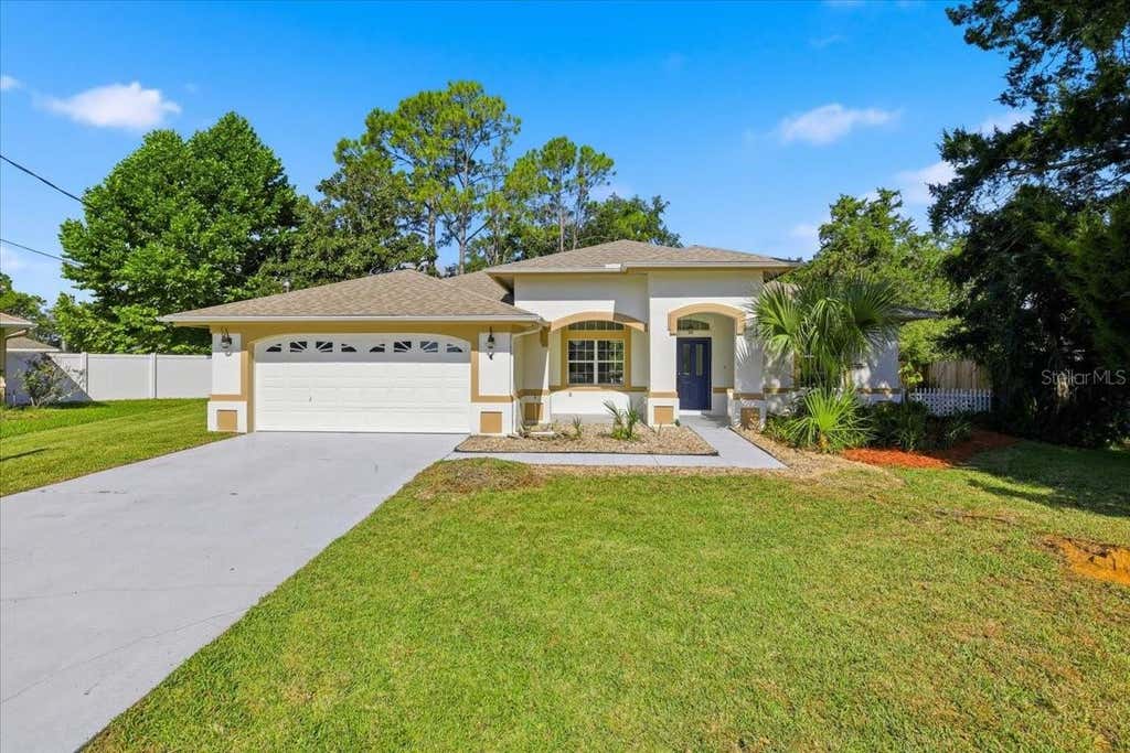 Photo of 4 Westglen Place, Palm Coast, FL 32164 (MLS # FC320145)