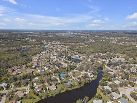 A home in PALMETTO