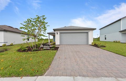 Photo of 810 Balleby Trail, Bradenton, FL 34212 (MLS # TB8459671)