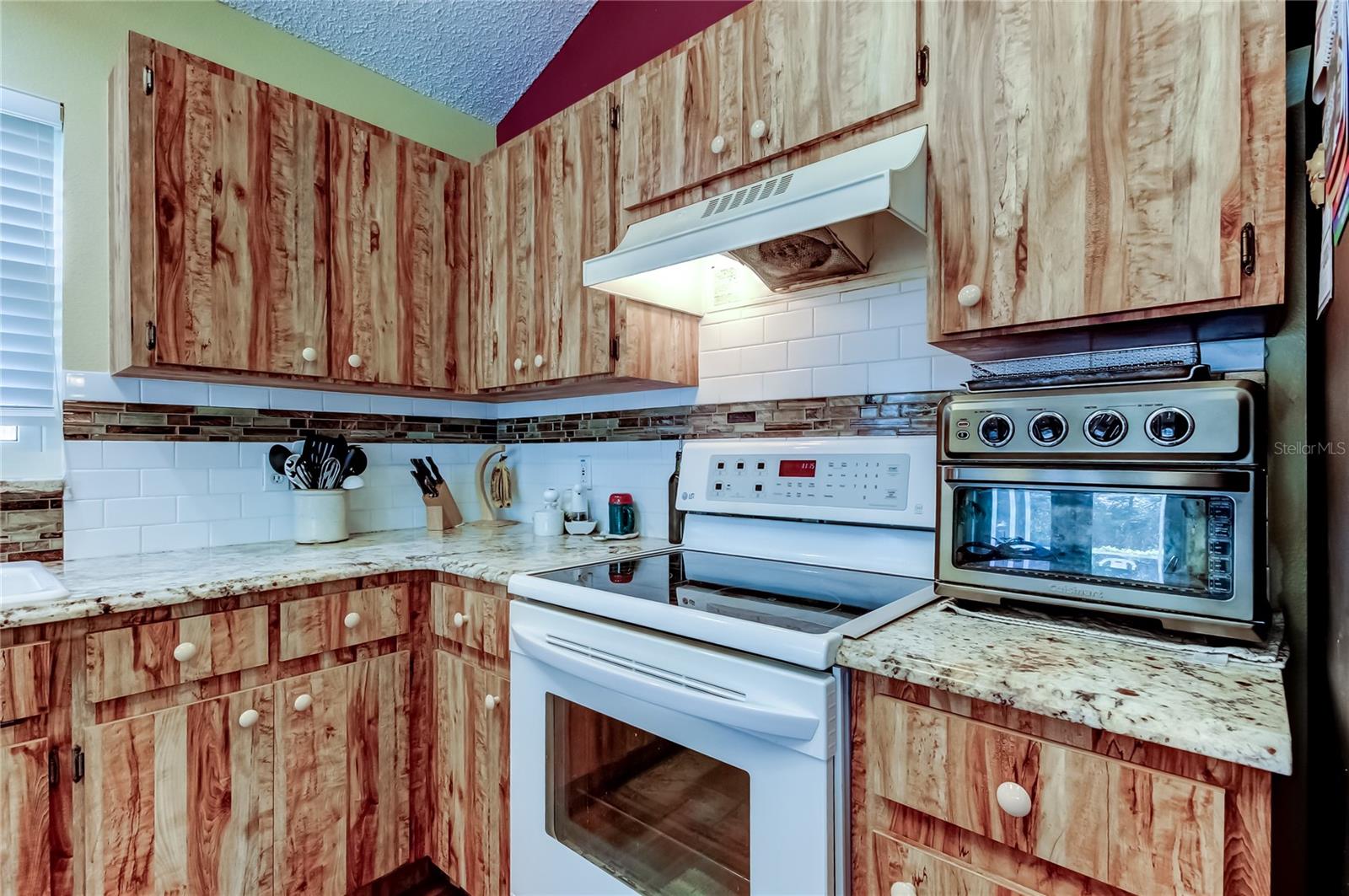 WEST BAY PH III - Residential