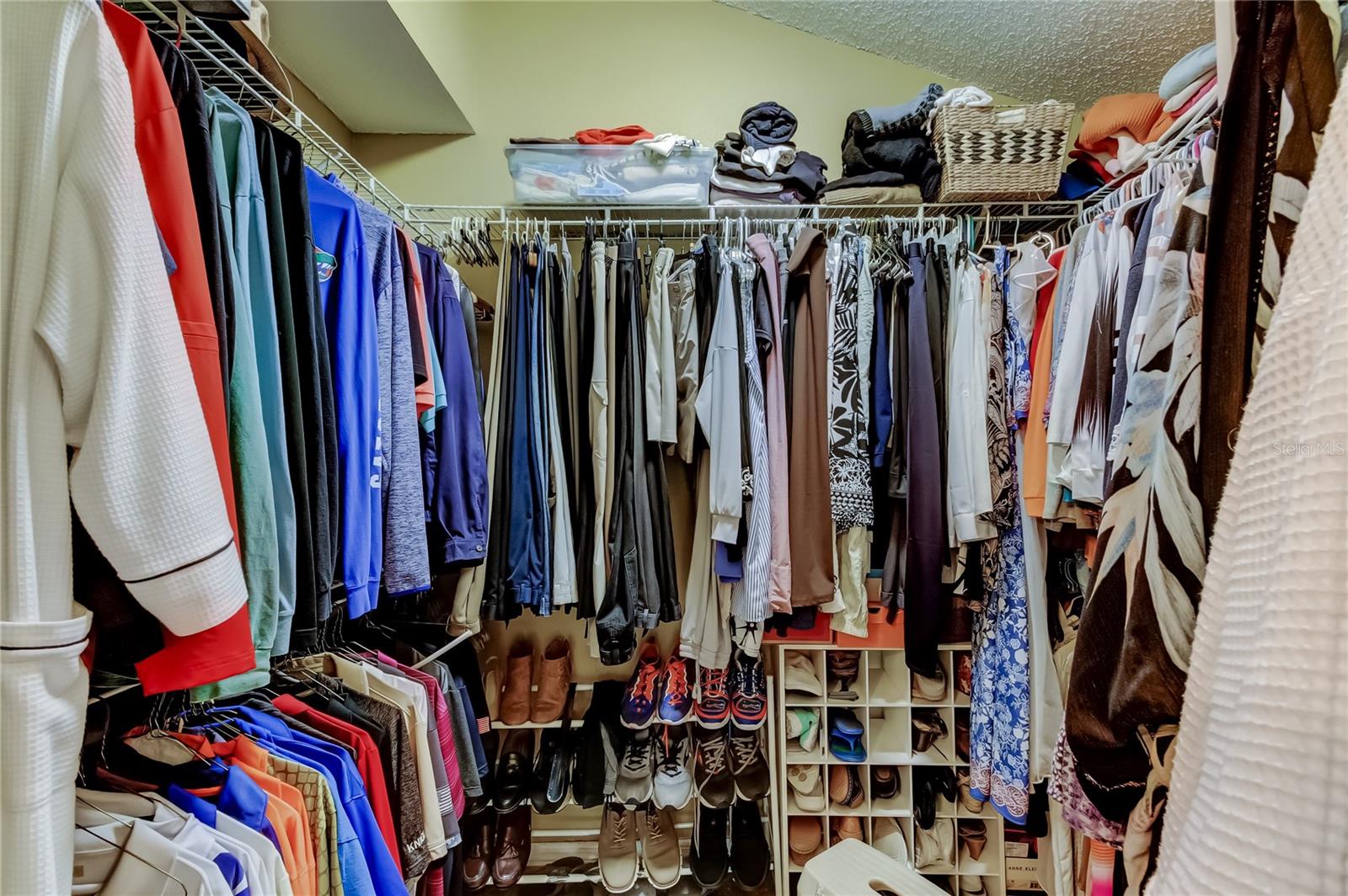 WEST BAY PH III - Residential