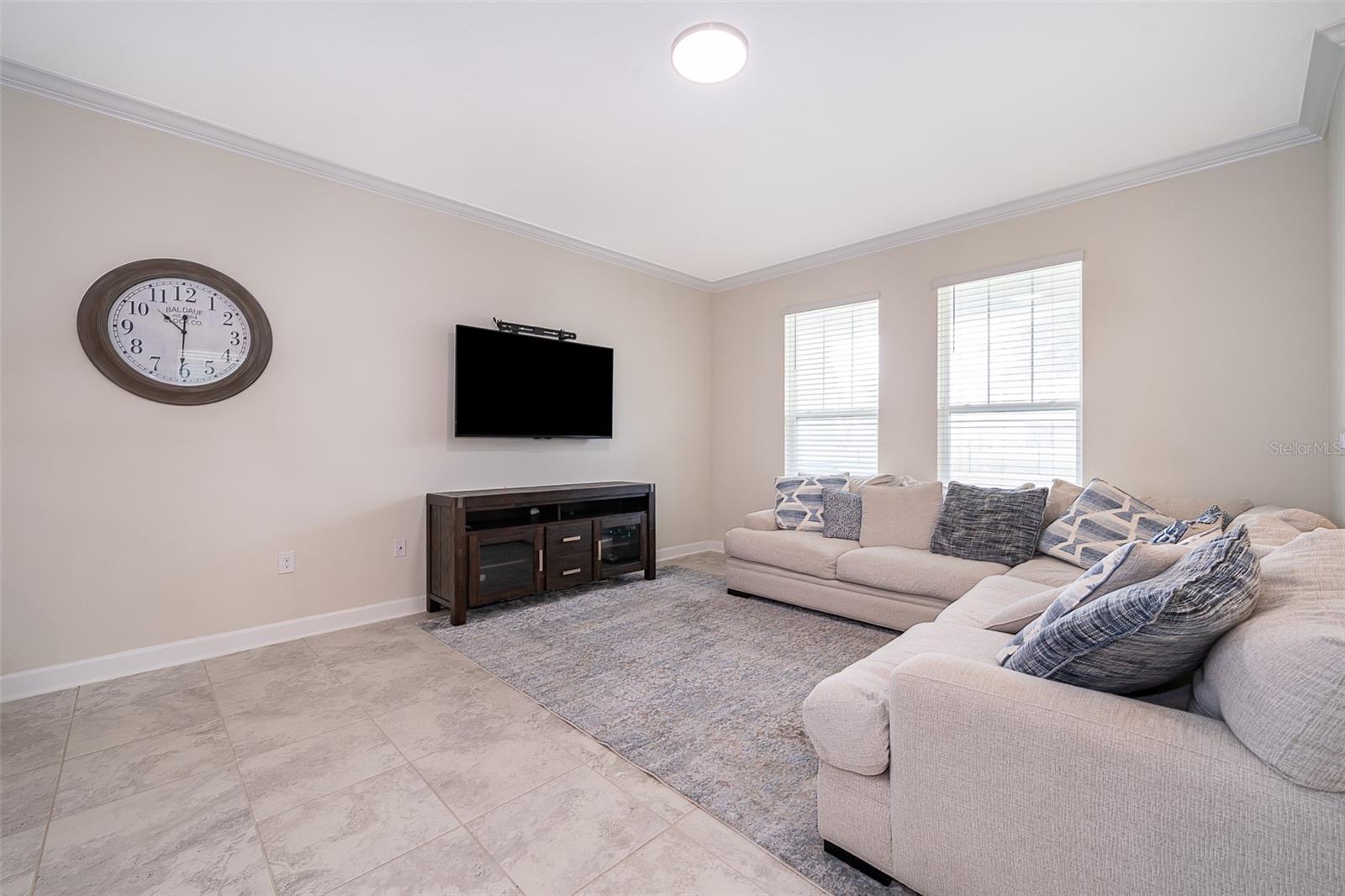 STOREY GRV PH 2 - Residential