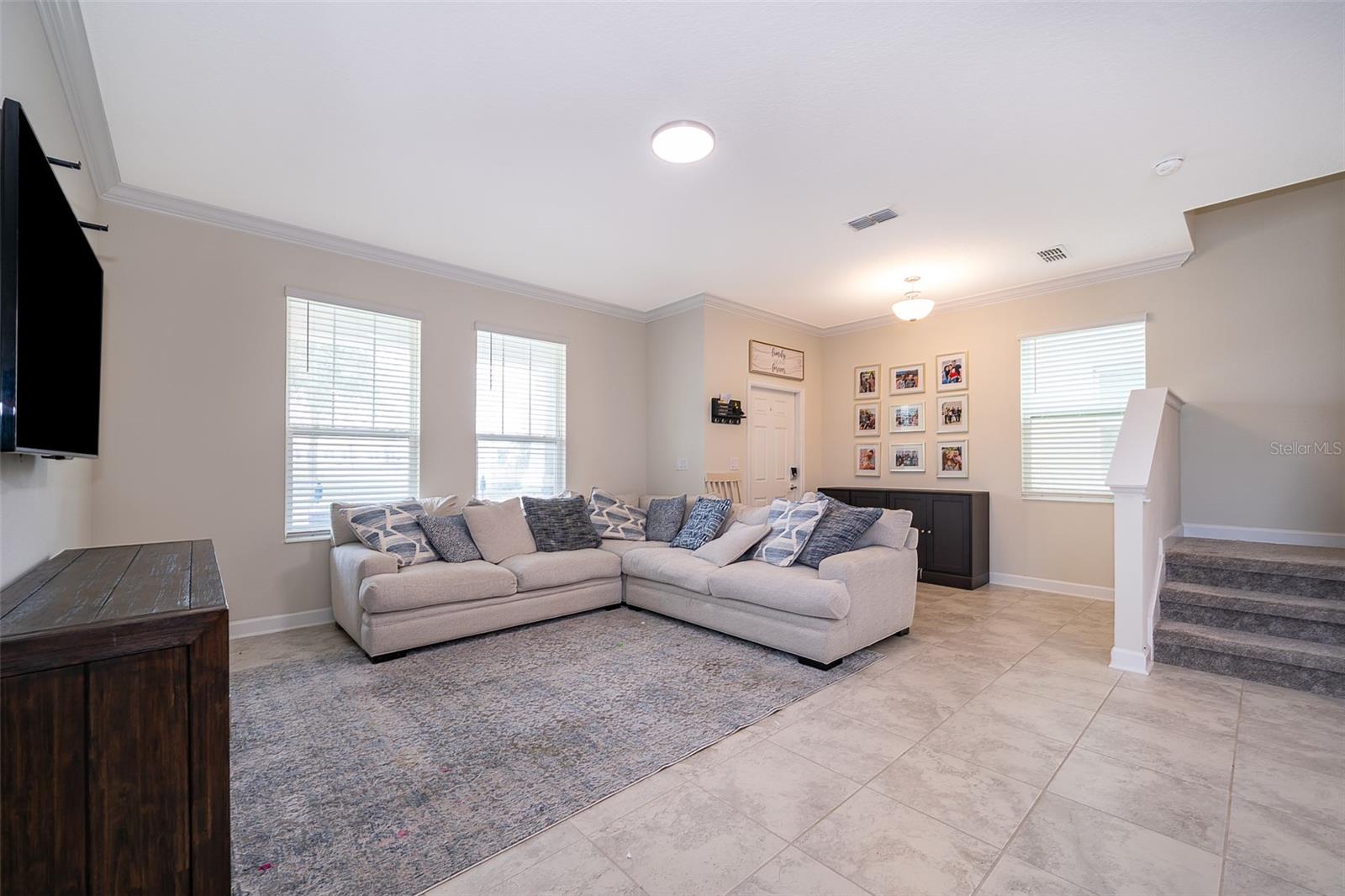 STOREY GRV PH 2 - Residential