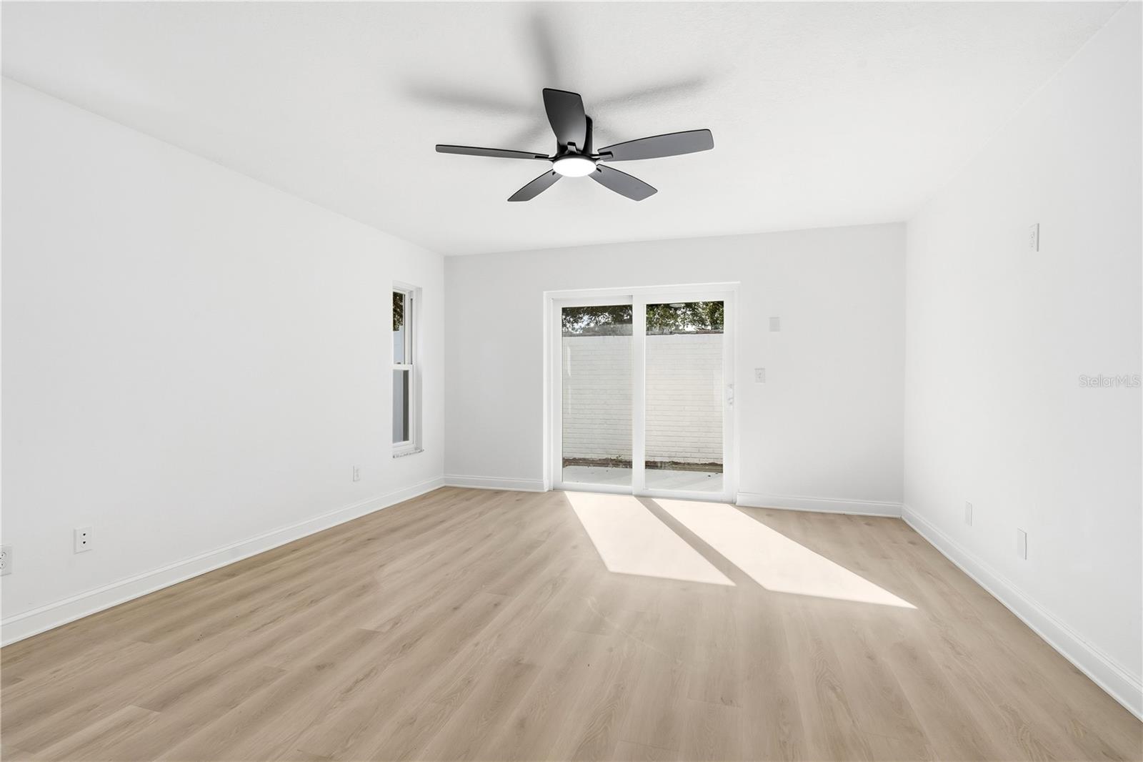 WINTER WOODS UNIT 04 - Residential