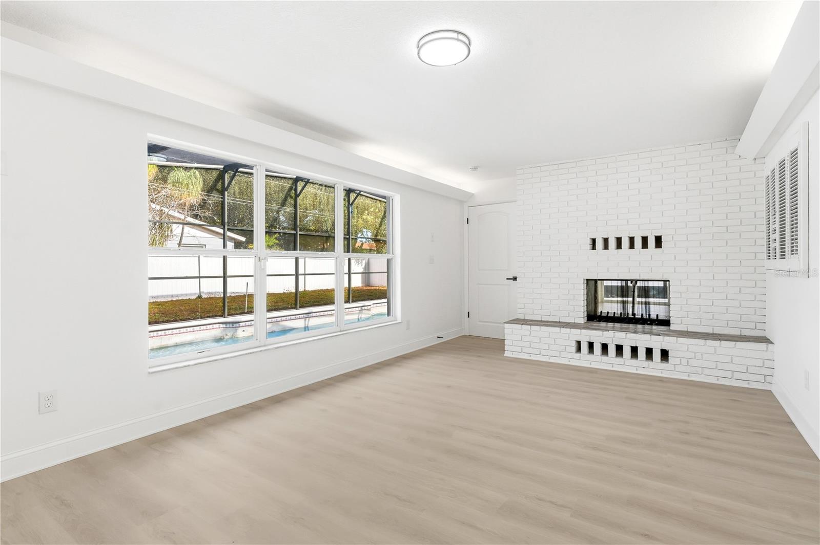 WINTER WOODS UNIT 04 - Residential