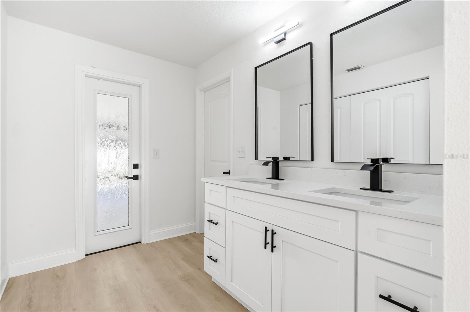 WINTER WOODS UNIT 04 - Residential