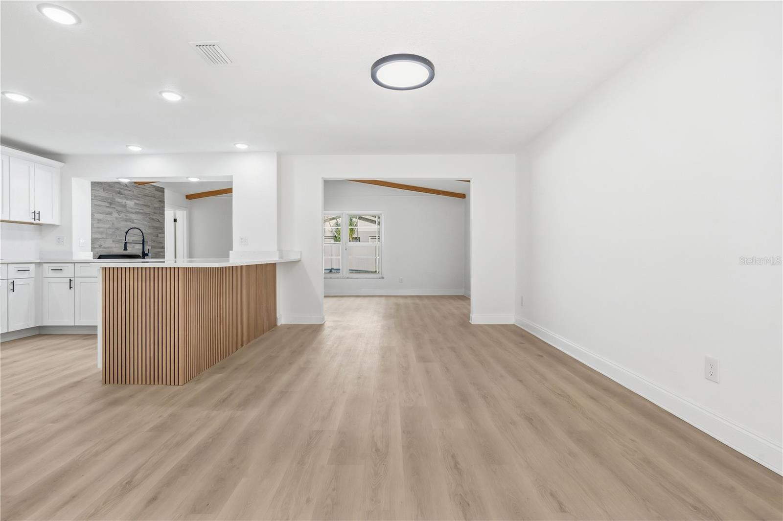 WINTER WOODS UNIT 04 - Residential