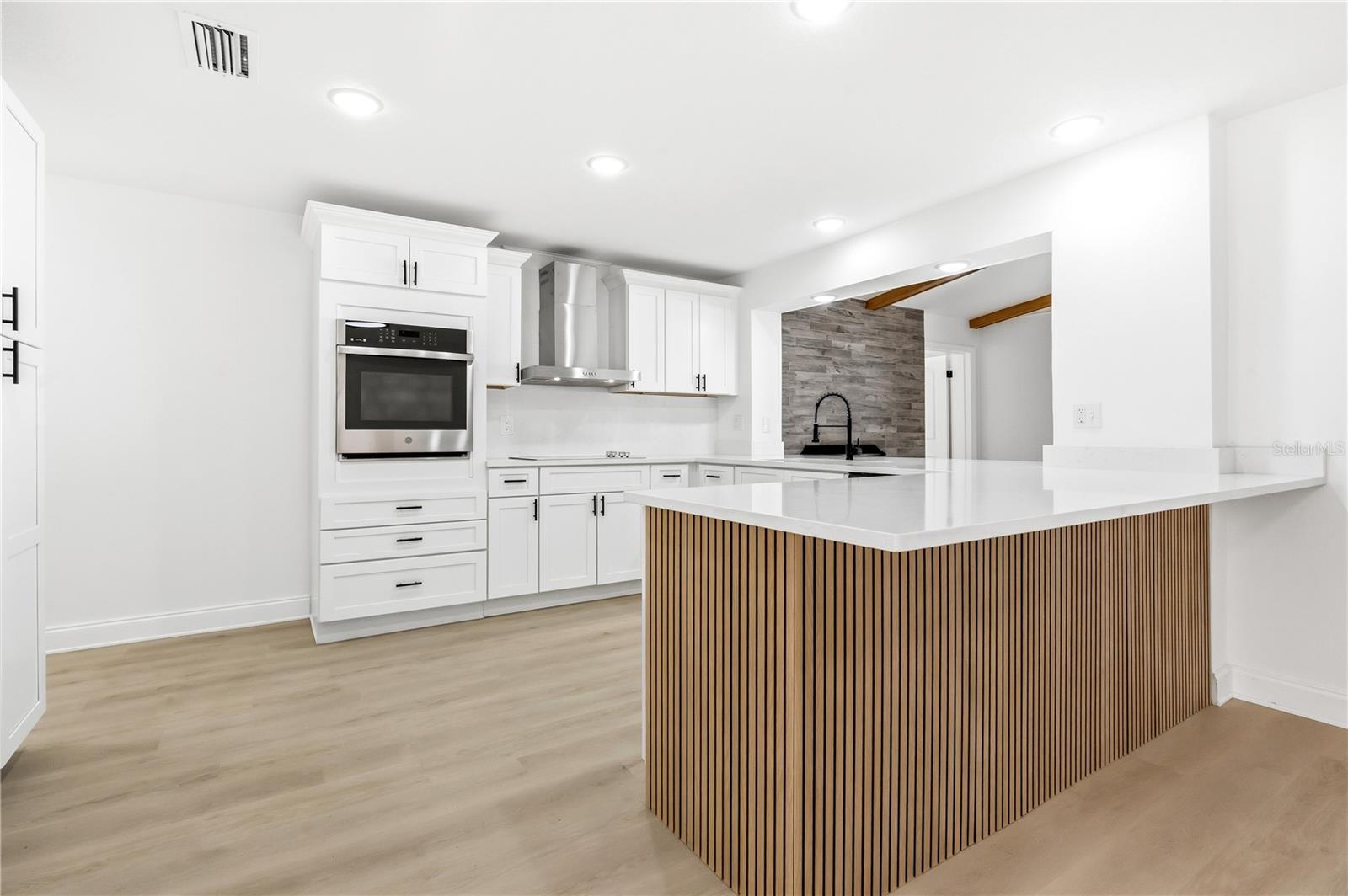 WINTER WOODS UNIT 04 - Residential