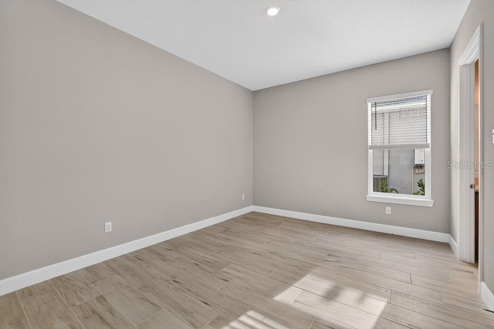 AZARIO ESPLANADE - Residential