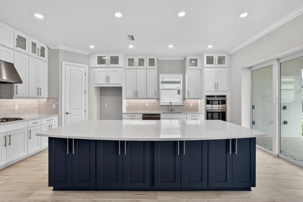 AZARIO ESPLANADE - Residential