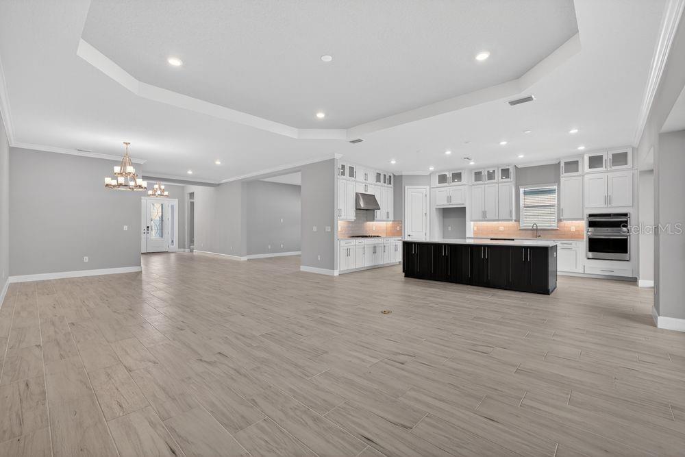 AZARIO ESPLANADE - Residential