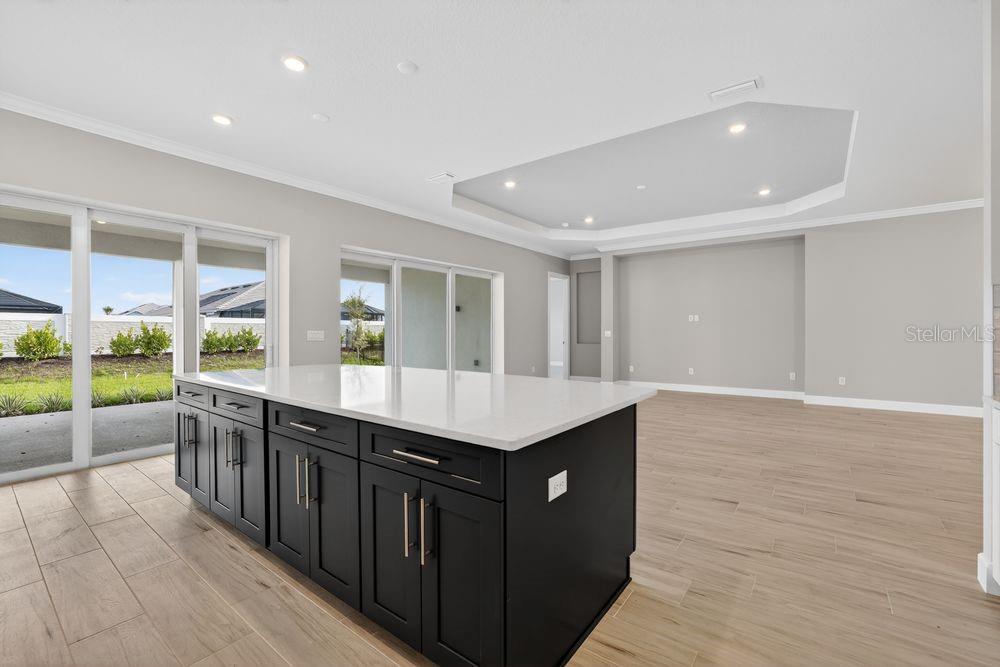 AZARIO ESPLANADE - Residential