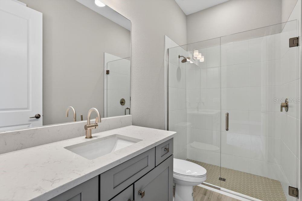 AZARIO ESPLANADE - Residential