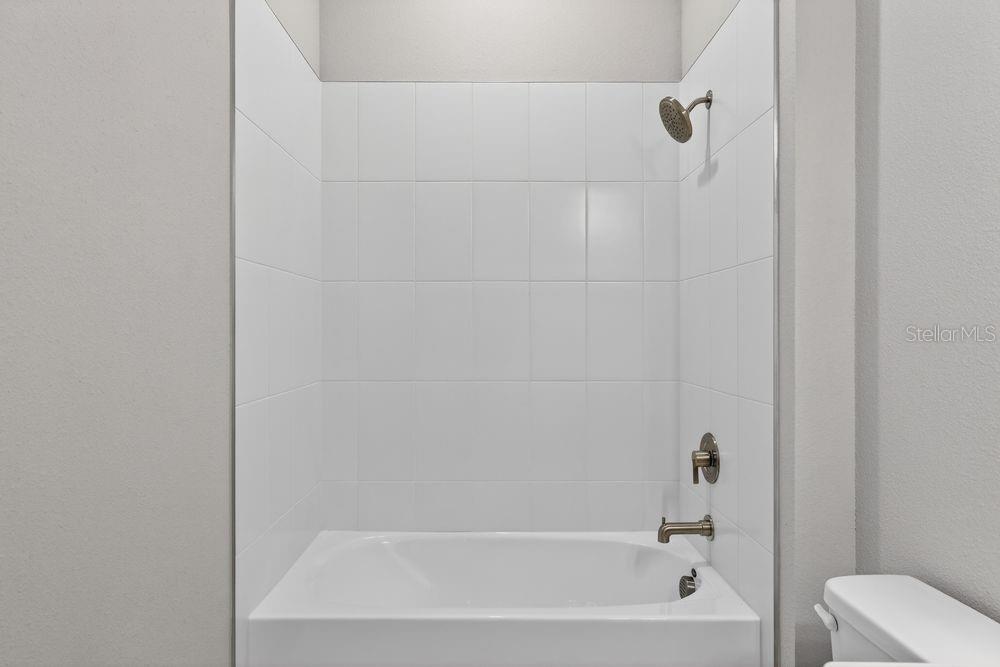 AZARIO ESPLANADE - Residential