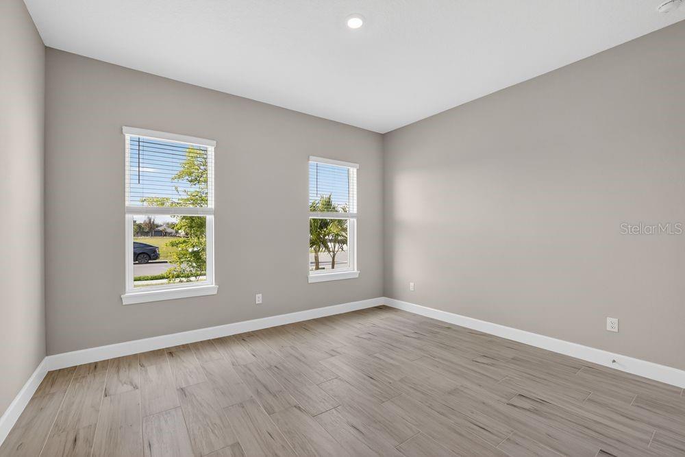 AZARIO ESPLANADE - Residential