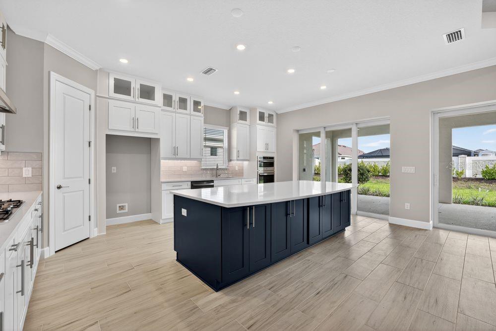 AZARIO ESPLANADE - Residential