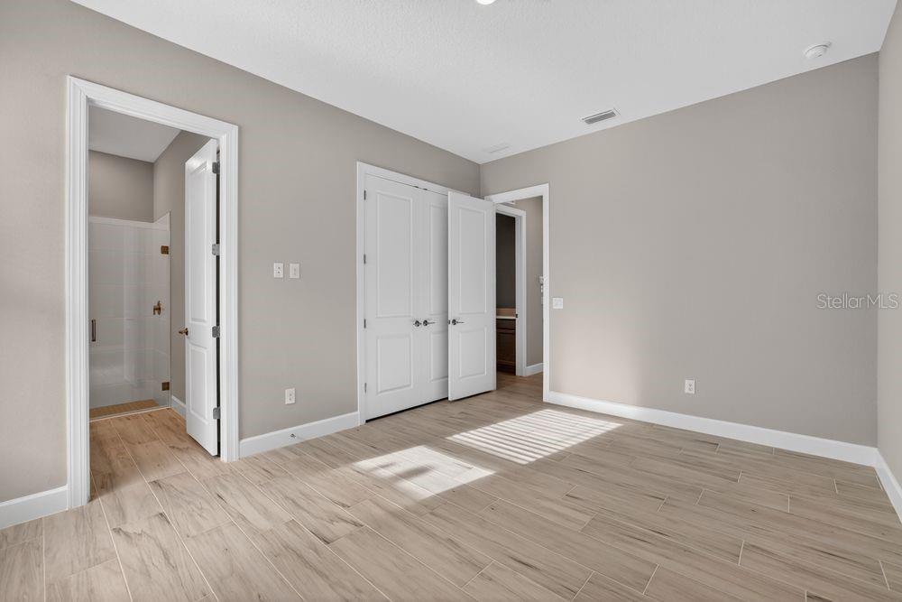 AZARIO ESPLANADE - Residential