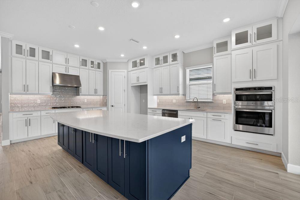 AZARIO ESPLANADE - Residential