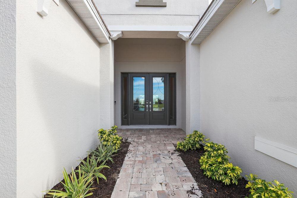 AZARIO ESPLANADE - Residential