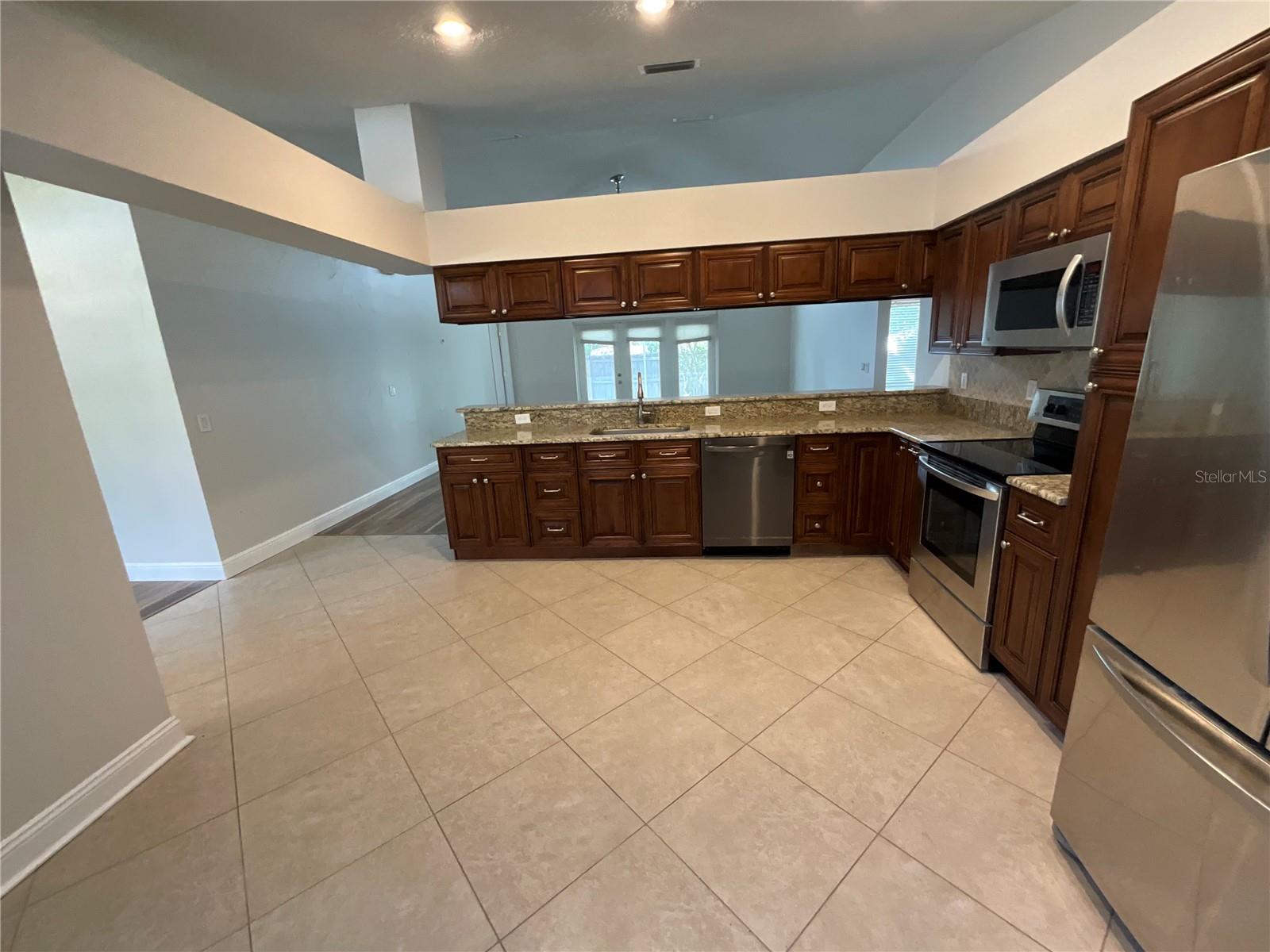 QUAIL HOLLOW VILLAGE - Residential