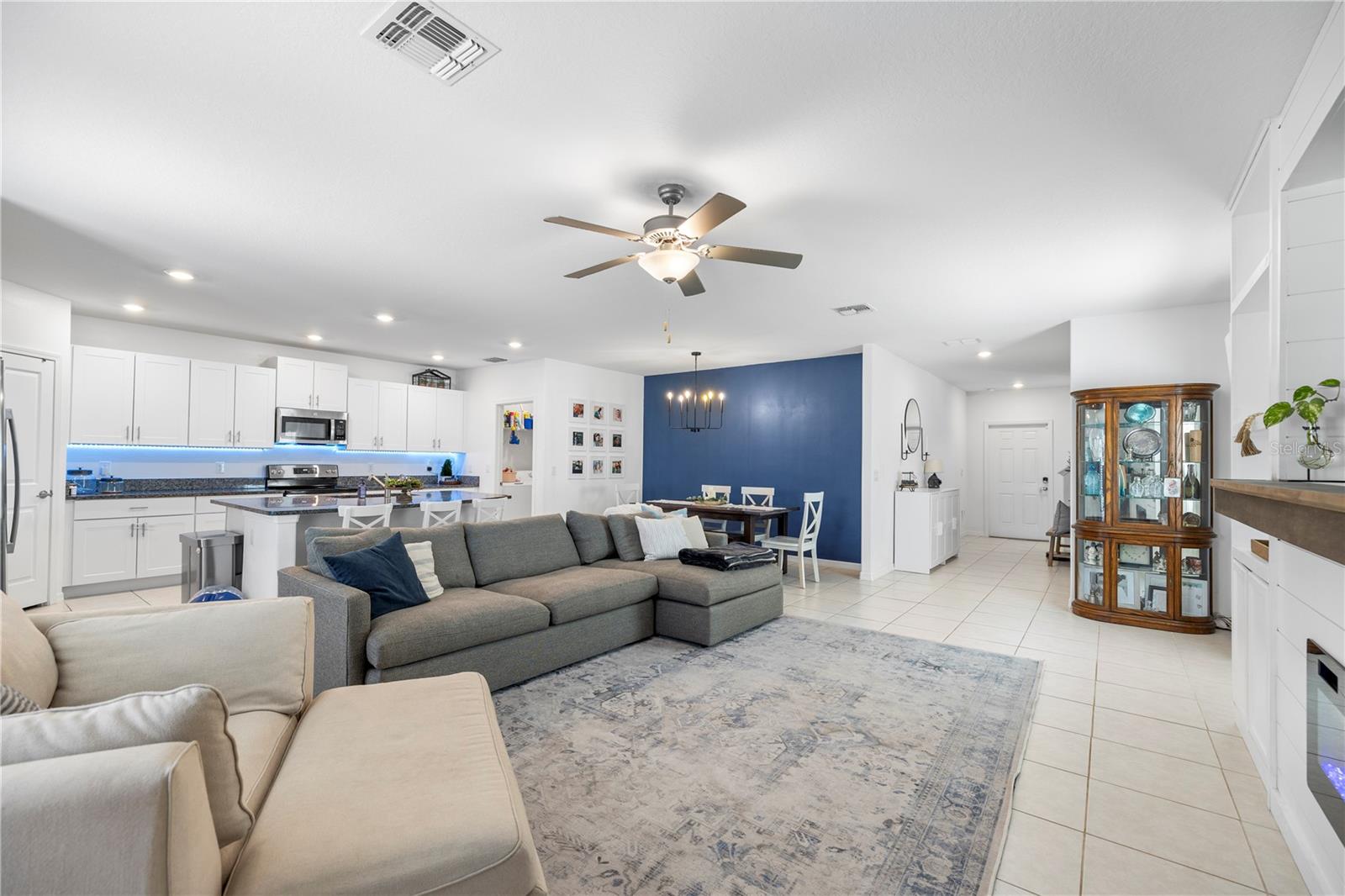 EPPERSON NORTH VILLAGE B - Residential