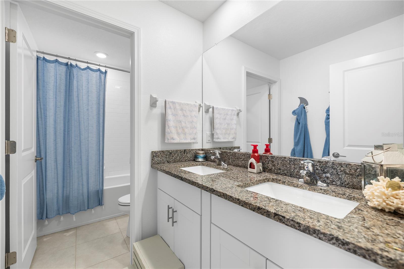 EPPERSON NORTH VILLAGE B - Residential