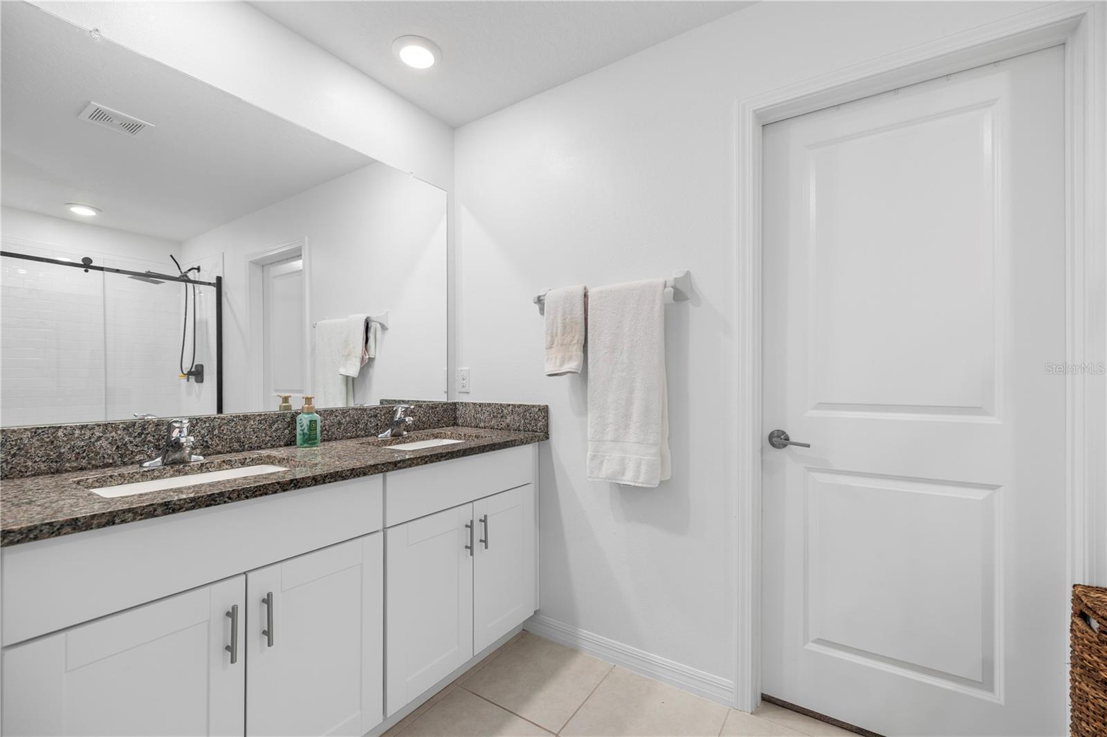 EPPERSON NORTH VILLAGE B - Residential