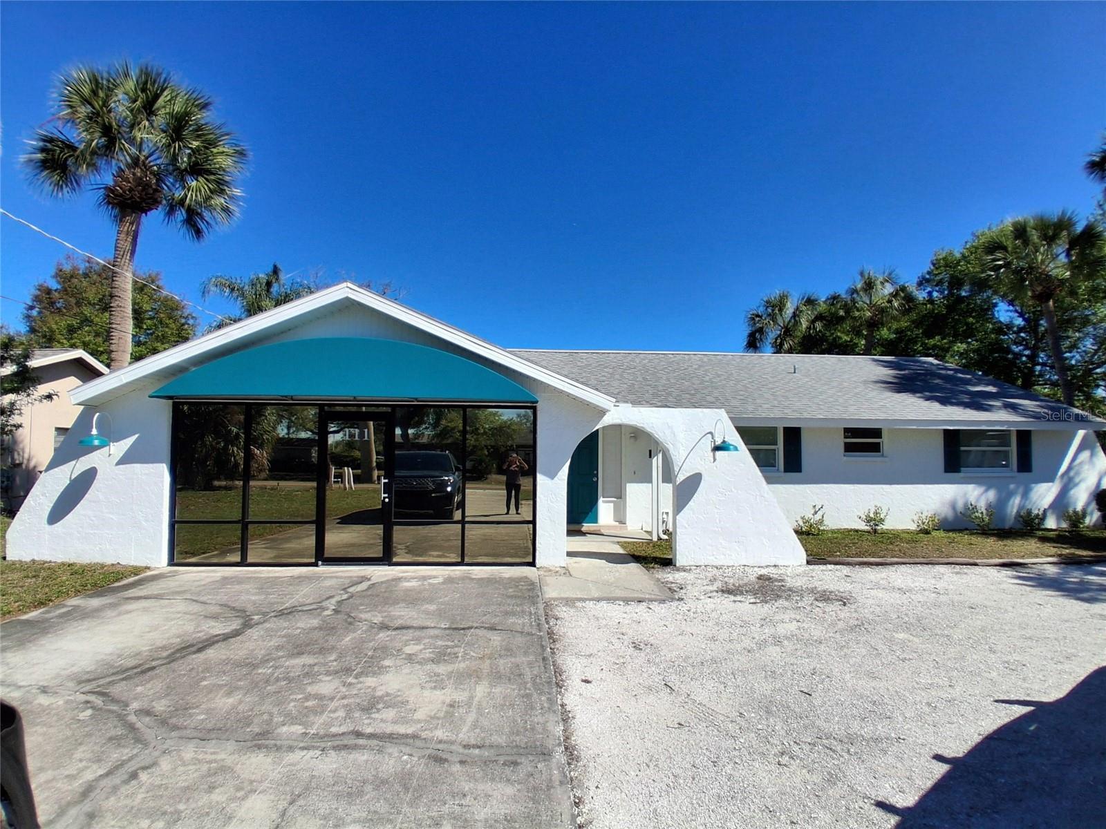 APOLLO BEACH UNIT 1 PT 2 - Commercial Sale