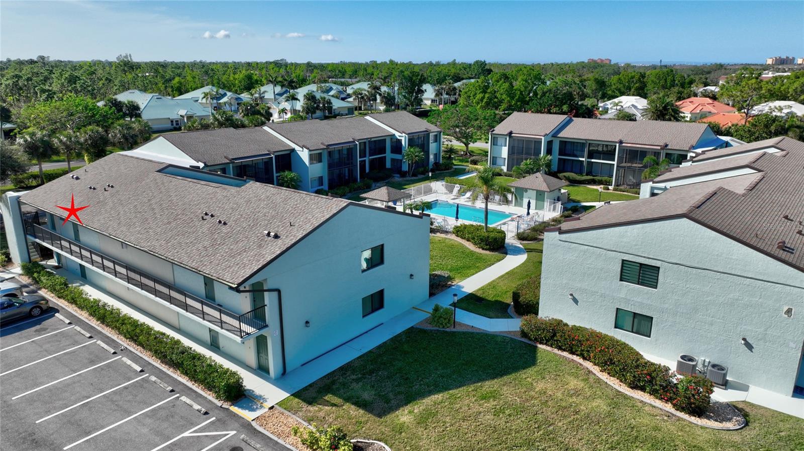 CAPSTAN CLUB CONDO - Residential