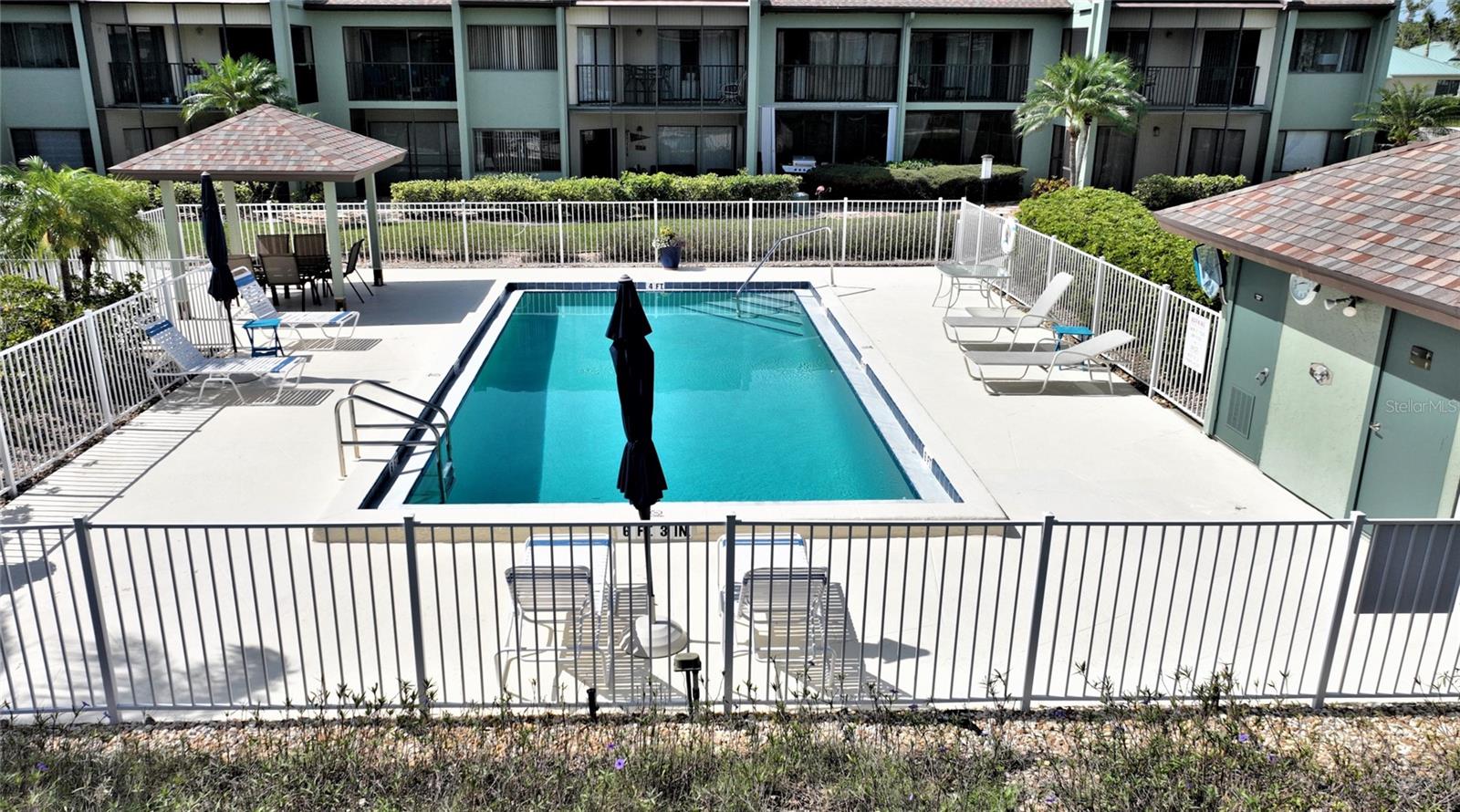 CAPSTAN CLUB CONDO - Residential