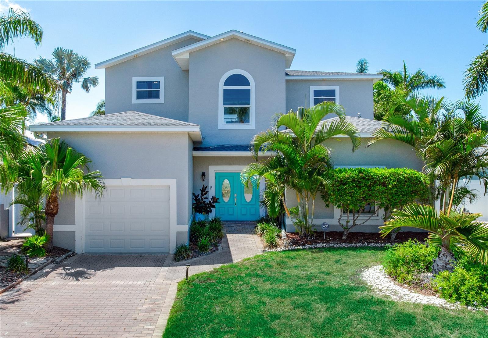 17081 DOLPHIN DRIVE