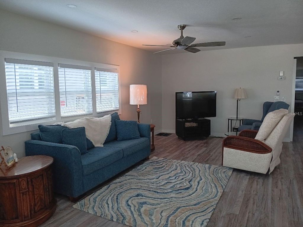 Photo of 769 N Green Circle, Venice, FL 34285 (MLS # N6141358)