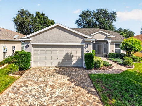 Photo of 4727 Independence Trail, Leesburg, FL 34748 (MLS # OM734318)