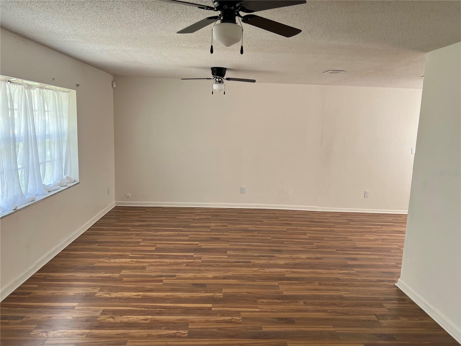 RIDGE MANOR FIRST ADD - Residential