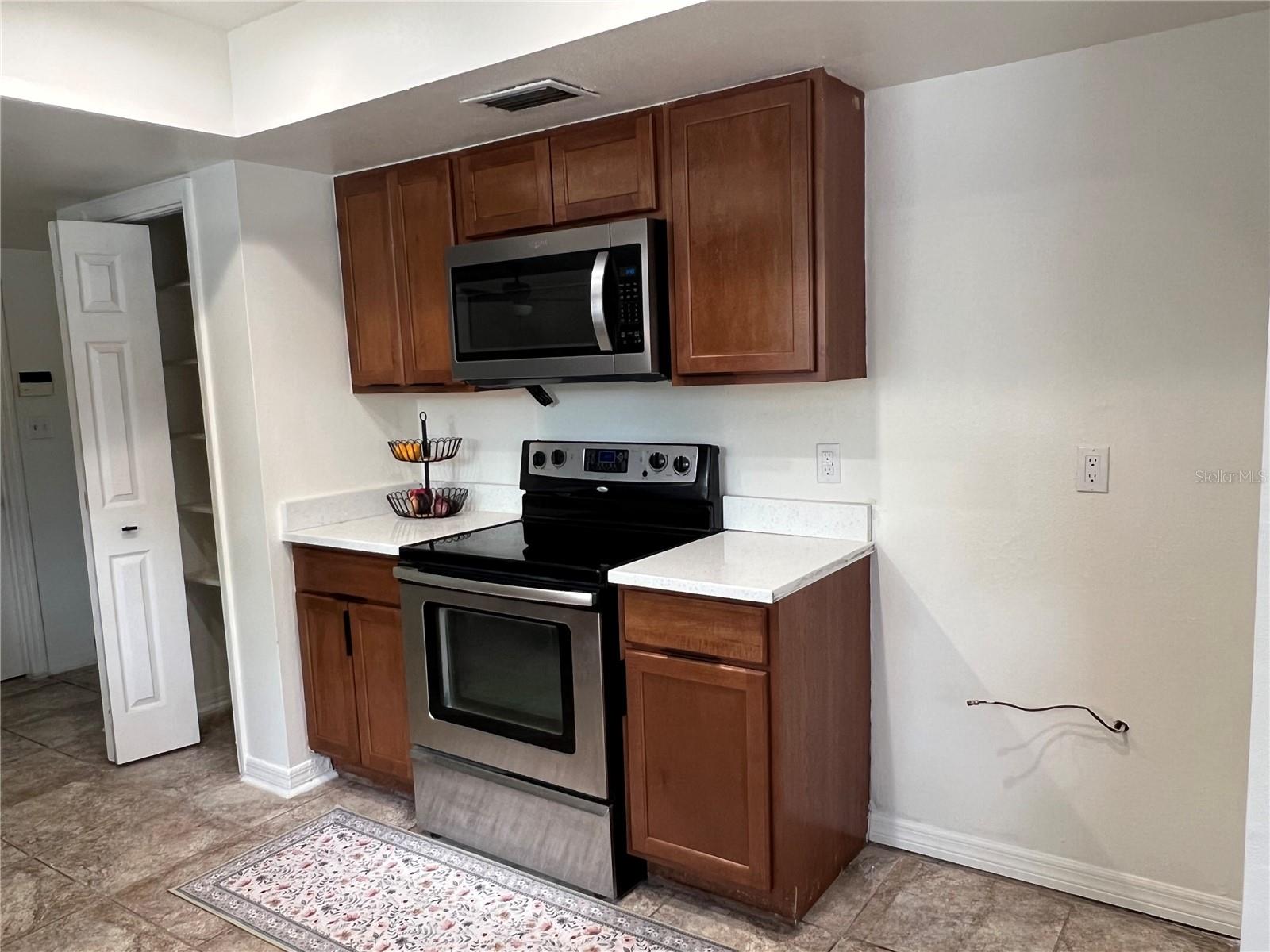 RIDGE MANOR FIRST ADD - Residential