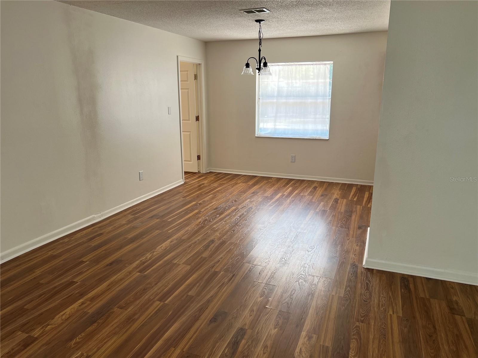 RIDGE MANOR FIRST ADD - Residential