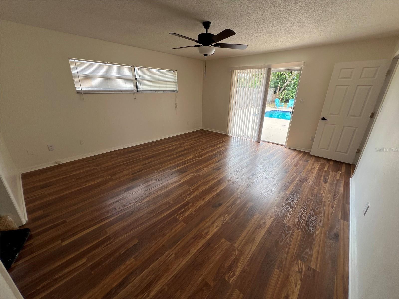 RIDGE MANOR FIRST ADD - Residential